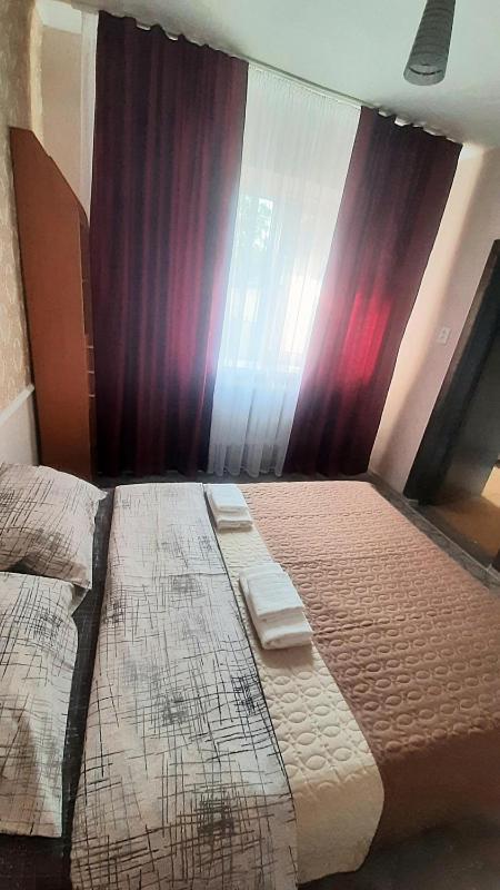 Guest House - Гостевой Частный Дом Dnipro Exterior foto